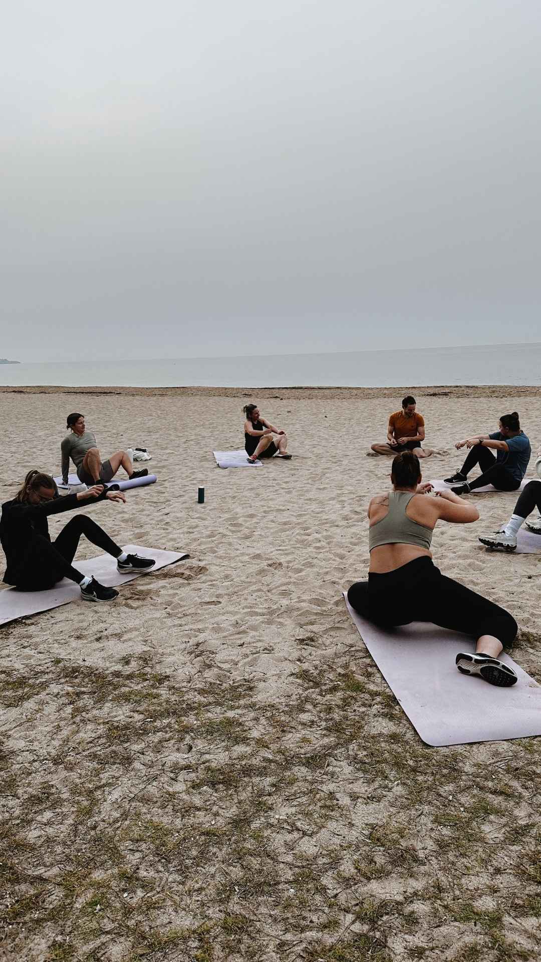 fitness spanien retreat bootcamp beach